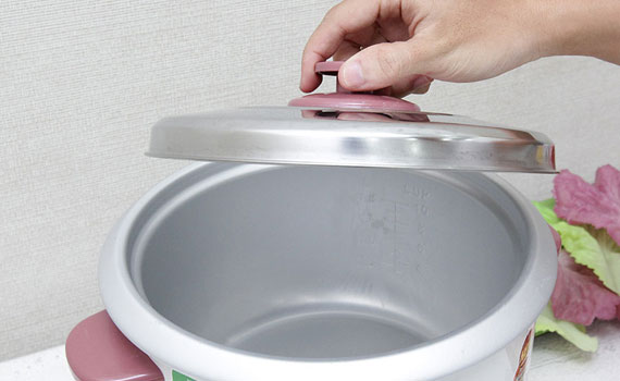 Nồi cơm điện Goldsun ARC-G18CP1 1.8 lít có nắp dạng rời